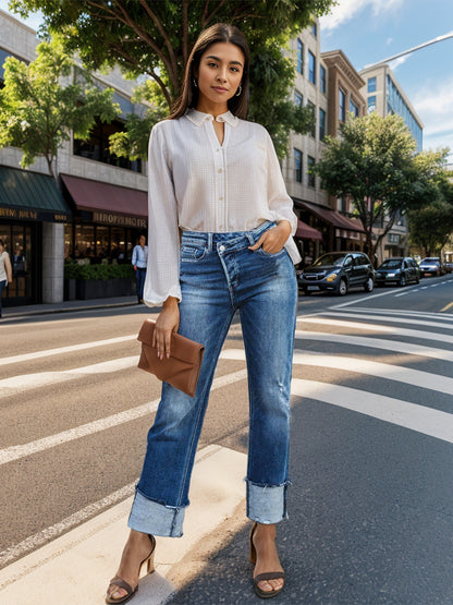 Mid-Rise Waist Jeans with Pockets