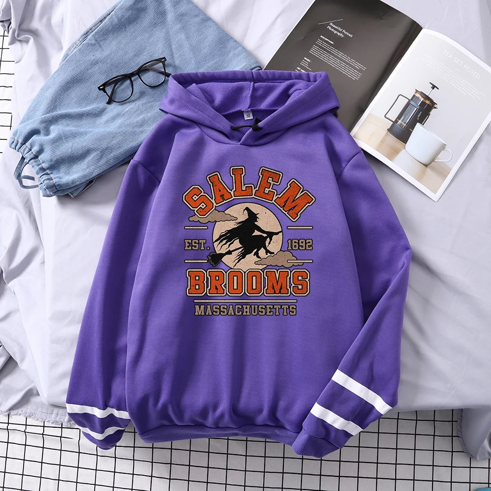 Salem Massachusetts Graphic Pullover (White)